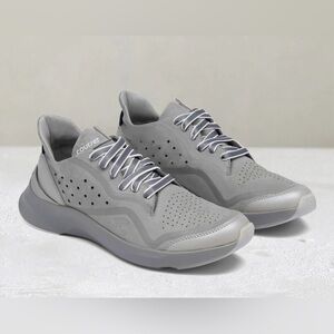 Courser Uno Men's Ultimate Grey Mono Size 9.5 EUC